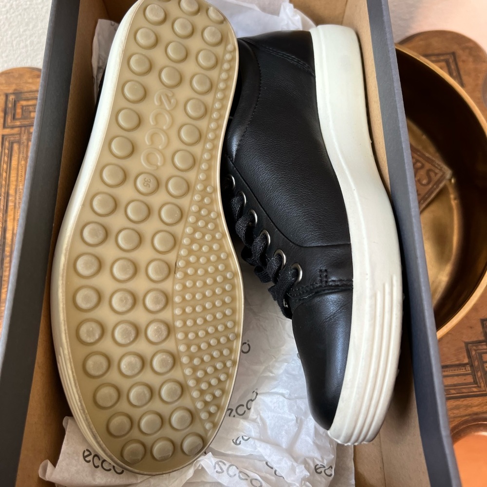 Ecco shoes